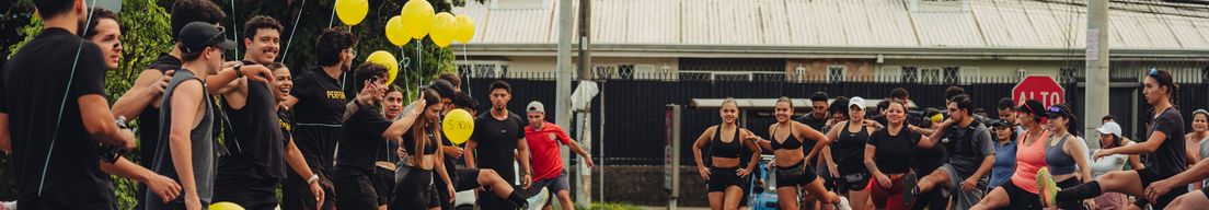 Fotos Perform Run Club 표지 사진