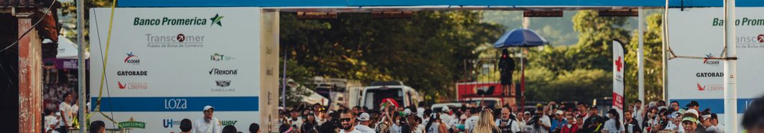 Fotos DarkGVisuals by Sebastian Coto cover