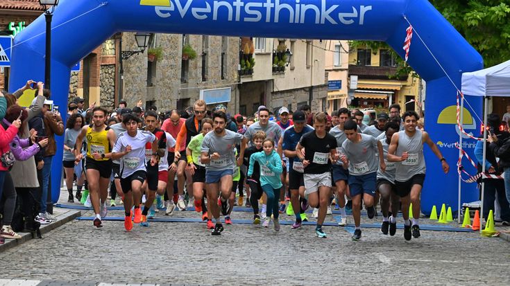 VIII Carrera Solidaria Cáritas Sierra, El Escorial , España cover