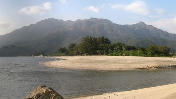 Lantau 30 cover