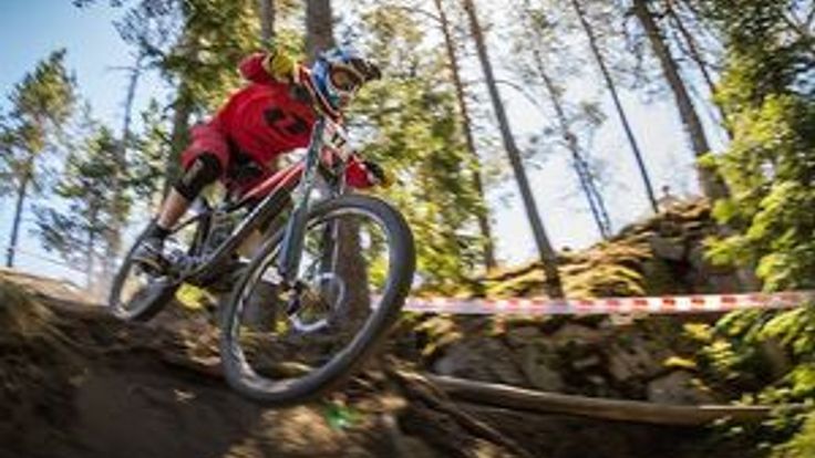 Competencia Mountain Bike Cerro Manquimavida cover