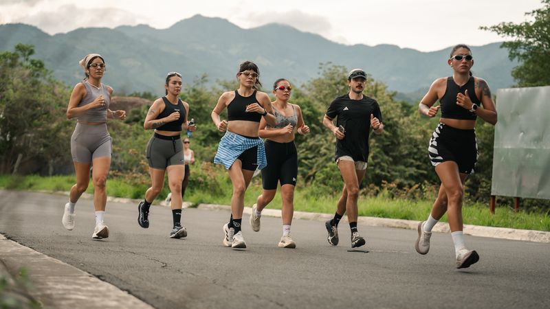 Lindora running